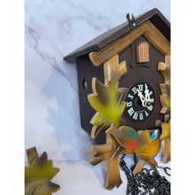 Load image into Gallery viewer, Antique Cuckoo clock,Vintage German wooden cuckoo clock