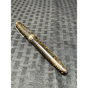 Vintage PARKER Vacumatic Fountain Pen