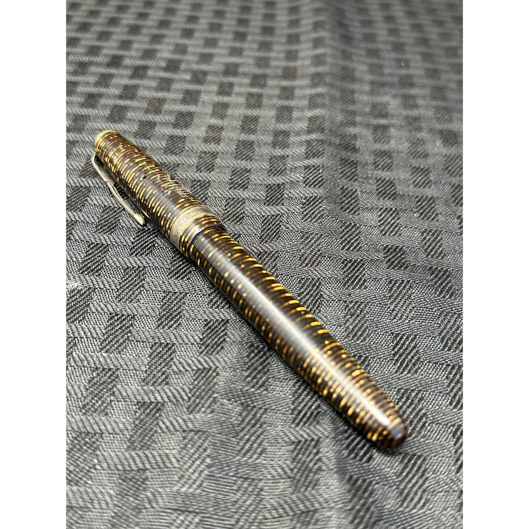 Vintage PARKER Vacumatic Fountain Pen