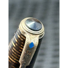 Load image into Gallery viewer, Vintage PARKER Vacumatic Fountain Pen