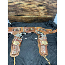 Load image into Gallery viewer, Vintage Hubley Wells Fargo Holster Set with  Vintage toys