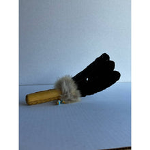 Load image into Gallery viewer, Vintage Handmade Native American Smudging Feather Fan