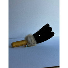 Load image into Gallery viewer, Vintage Handmade Native American Smudging Feather Fan