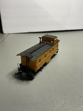 Load image into Gallery viewer, Vintage PHO Scale AHM (Possibly) Union Pacific 4066 Caboose A9
