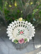 Load image into Gallery viewer, Vtg Italian Capodimonte Style Round Porcelain Rose Basket 6.25&quot;