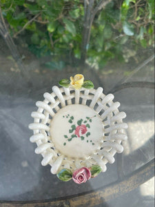 Vtg Italian Capodimonte Style Round Porcelain Rose Basket 6.25"