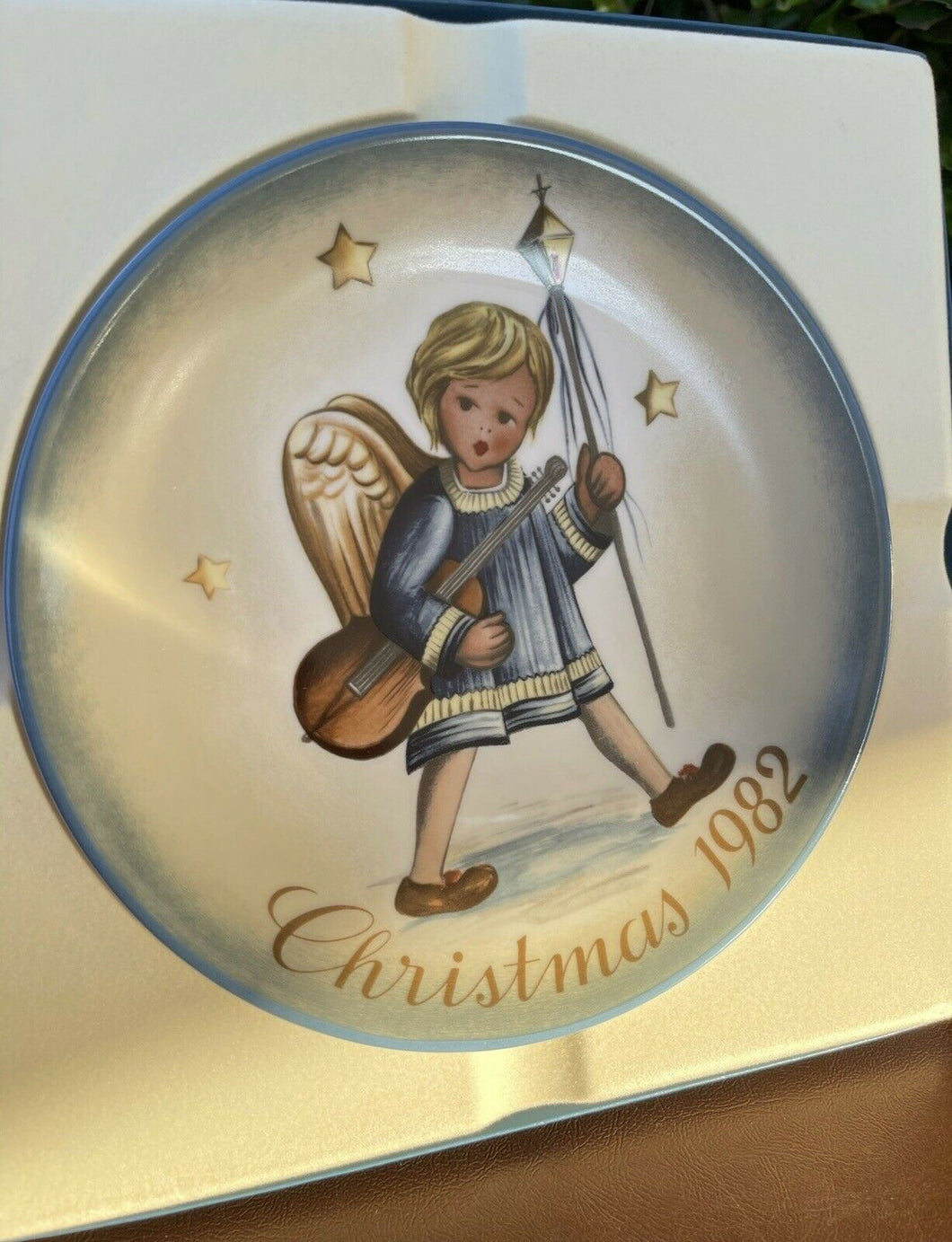 Schmid “Angelic Procession” Christmas 1982 Collector Plate by Hummel Boxed B21
