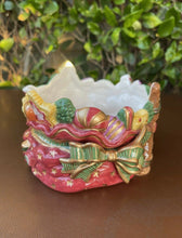 Load image into Gallery viewer, Fitz &amp; Floyd Essentials Christmas Candy Dish / Christmas Decor B21