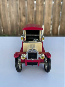 Ertl Collectibles Ford Model T Die-Cast Metal Vehicle Omaha Steaks B11