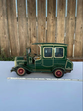 Load image into Gallery viewer, SH Horikawa Japan Tin Battery Operated Old Fashioned Car With Box VINTAGE B11