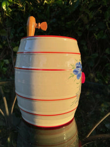 Vintage Boblingen Handarbeit Mini Beer Keg with Stand - B28