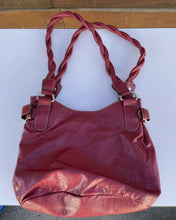 Load image into Gallery viewer, Rosetti Shoulder Bag Pink/Salmon Twisted Strap - B30