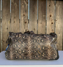 Load image into Gallery viewer, Faux Snake Skin Pattern Airport Traveling Bag on Wheels - B32
