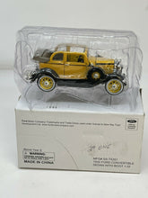 Load image into Gallery viewer, National Motor Museum Mint Golden Age Of Ford 1932 V-8 Convertible Sedan 1/32 B