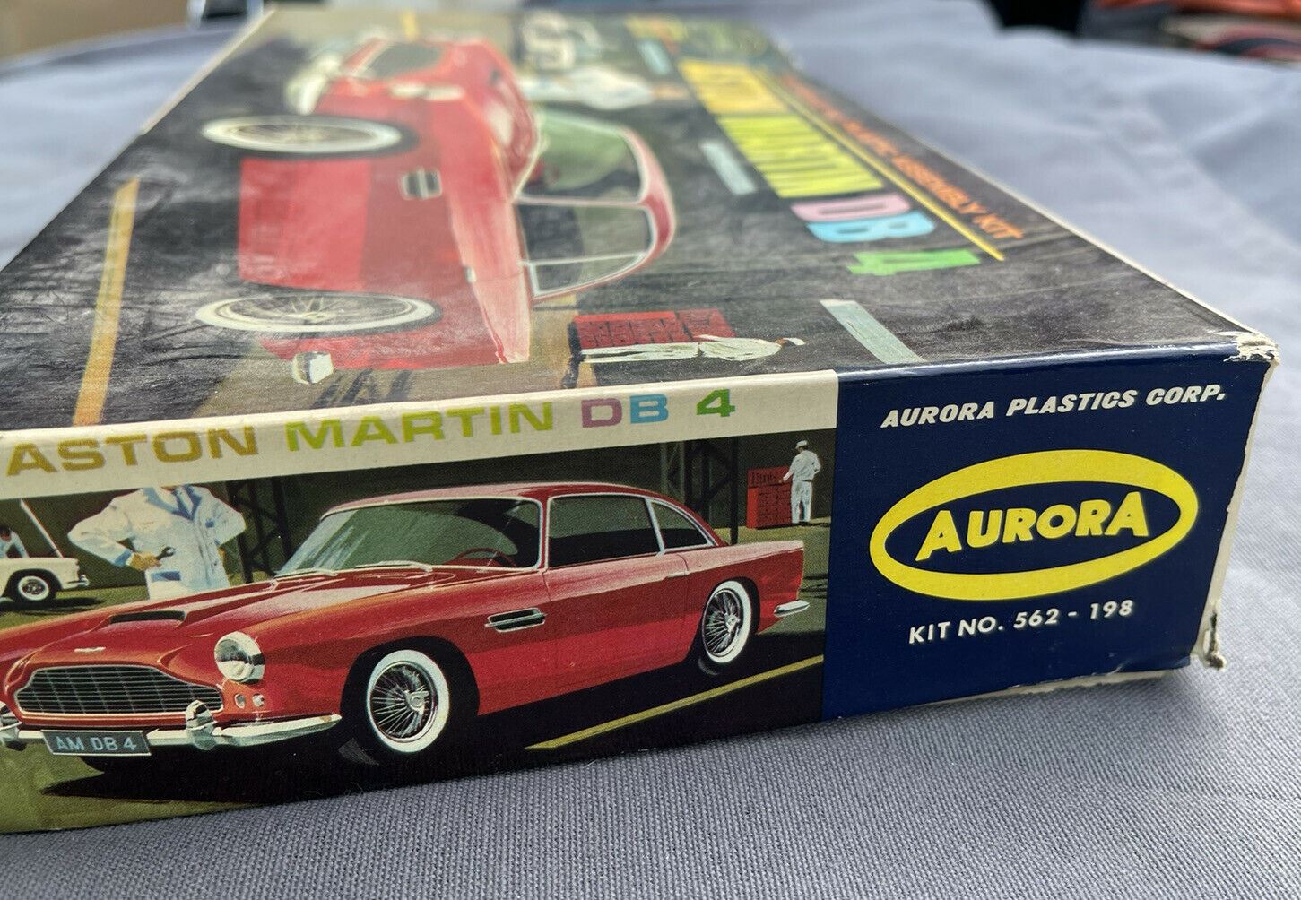 Revell sale aston martin