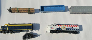 Lot of Vintage HO Scale Lionel, TYCO, Various and Trains . Bin E