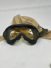 Load image into Gallery viewer, 1930’S Eaglet Flight Helmet Rare Polaroid M-1944 FLIGHT GOGGLES B51