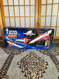 Star wars attack of the clones obi-wan's jedi starfighter & obi-wan pilot figure