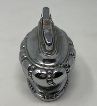 Load image into Gallery viewer, Vintage Ronson Crown Silver Plated Table Lighter B50