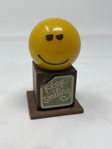Vintage Smiley Face on pedestal B51