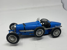 Load image into Gallery viewer, Burago Diecast Bugatti Type 59 1934 Blue1 18 Scale B52