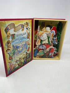 Excellent Used Condition World Bazaar Musical Wooden Book Here Comes Santa Claus. B50
