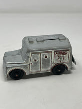 Load image into Gallery viewer, Vintage 1950’s / 1960’s Callen Mfg. Metal Armored Truck Still Bank B50