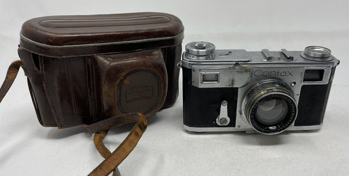 Vintage Carl Zeiss Contax Ikon 35MM Camera in Original Brown Leather Fitted Case with Strap Untested B56