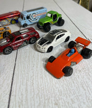 Load image into Gallery viewer, Vintage Hot Wheels, Marx, Matchbox Etc Lot 8 B61