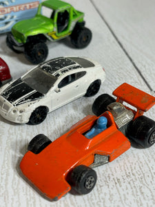 Vintage Hot Wheels, Marx, Matchbox Etc Lot 8 B61