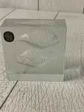 Load image into Gallery viewer, Hovmantorp Sweden Art Glass Fish In Ice B64