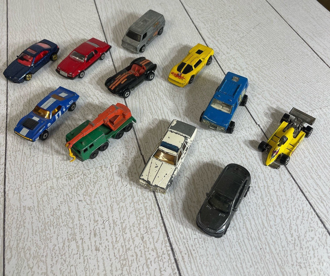 Hot Wheels Lot 4 B61