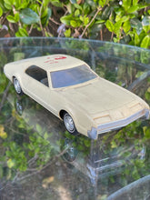 Load image into Gallery viewer, Vintage Bing Crosby 1966 Oldsmobile Toronado Silver Green Dealer Promo Car 1:25 B72